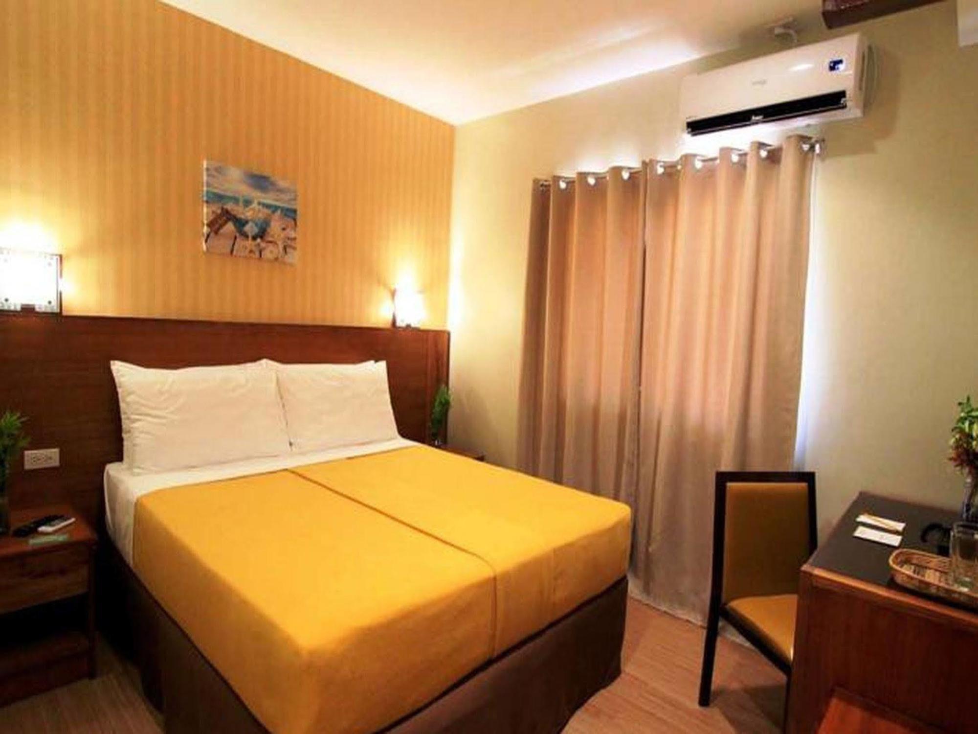 Coron Soleil Express Hotel Экстерьер фото