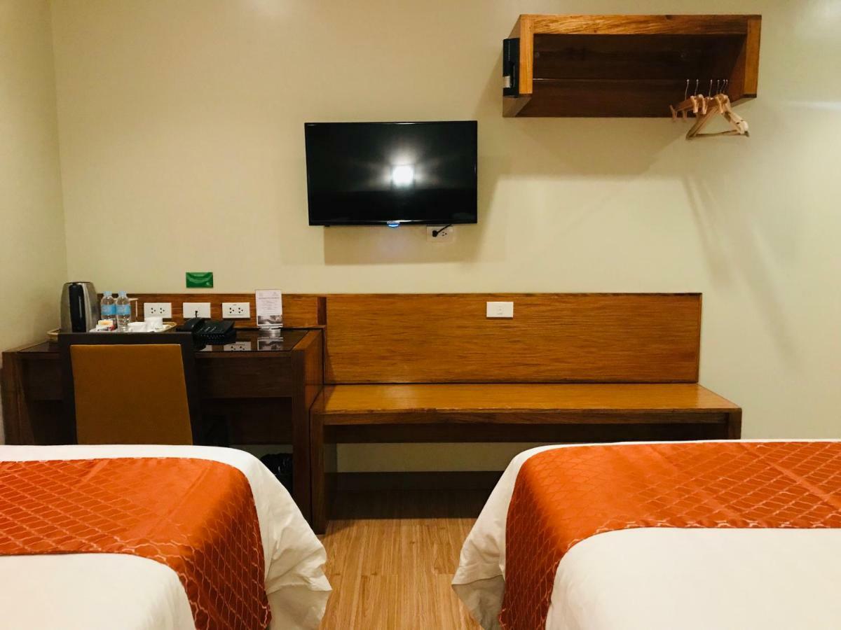 Coron Soleil Express Hotel Экстерьер фото